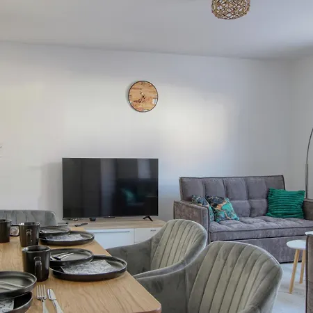 Ein Kleines Schmuckstueck Im Herzen Von Spremberg, Modernisierte Mit Komfort Apartment