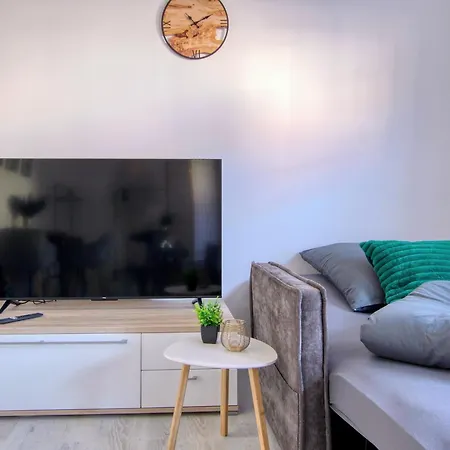 Apartament Ein Kleines Schmuckstueck Im Herzen Von Spremberg, Modernisierte Mit Komfort Spremberg